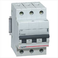 Disjuntor Tripolar DIN 25A RX3 Curva C Mini - Ref.419319 - PIAL